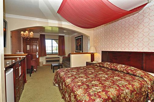 Surestay By Western Hotel Morgan Hill