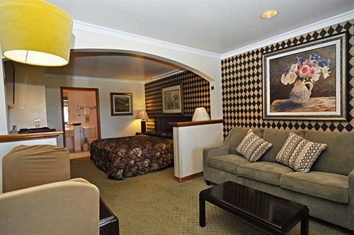 Surestay By Western Morgan Hill